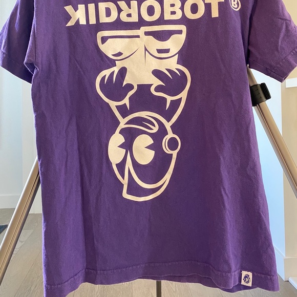 KidRobot Upside down Tshirt Purple - Picture 2 of 4